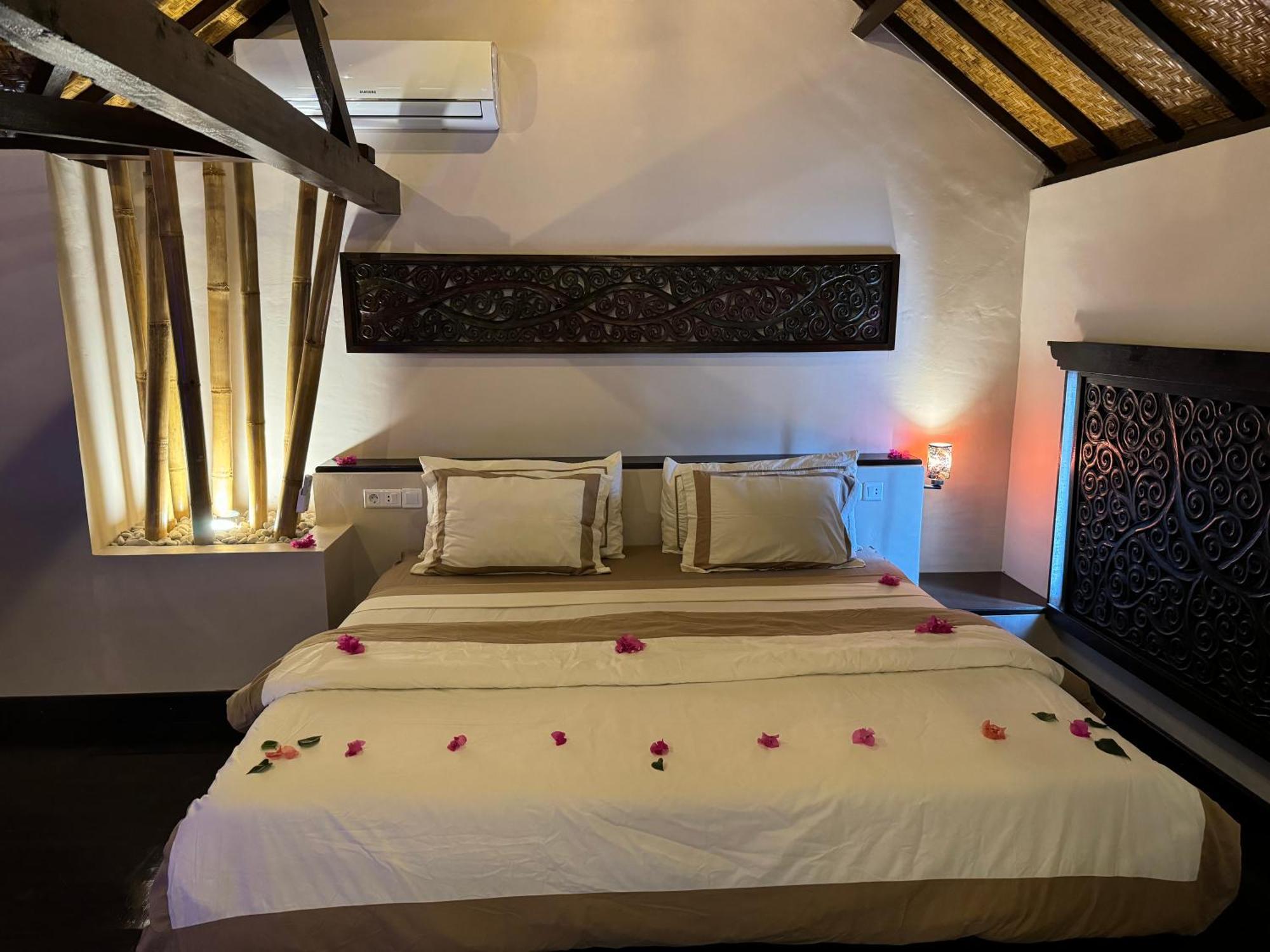 Cantika Villa Τζίλι Τραγουανγκάν Εξωτερικό φωτογραφία